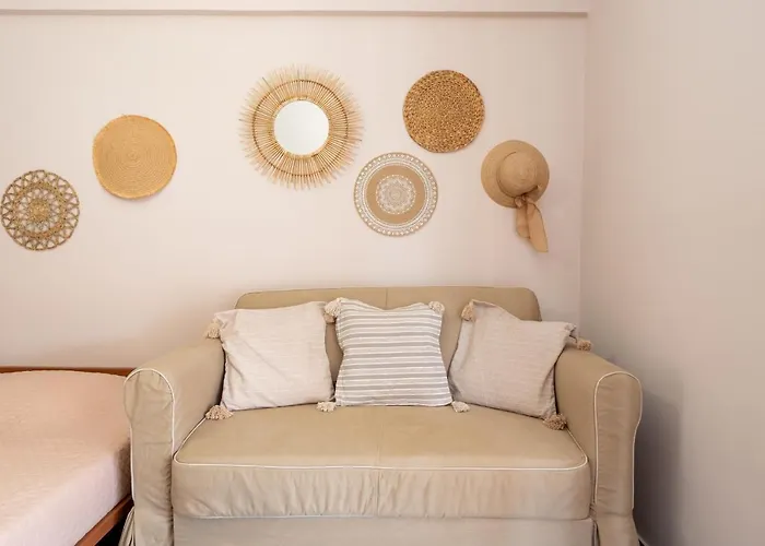 Venetia's Apartament Nea Plagia